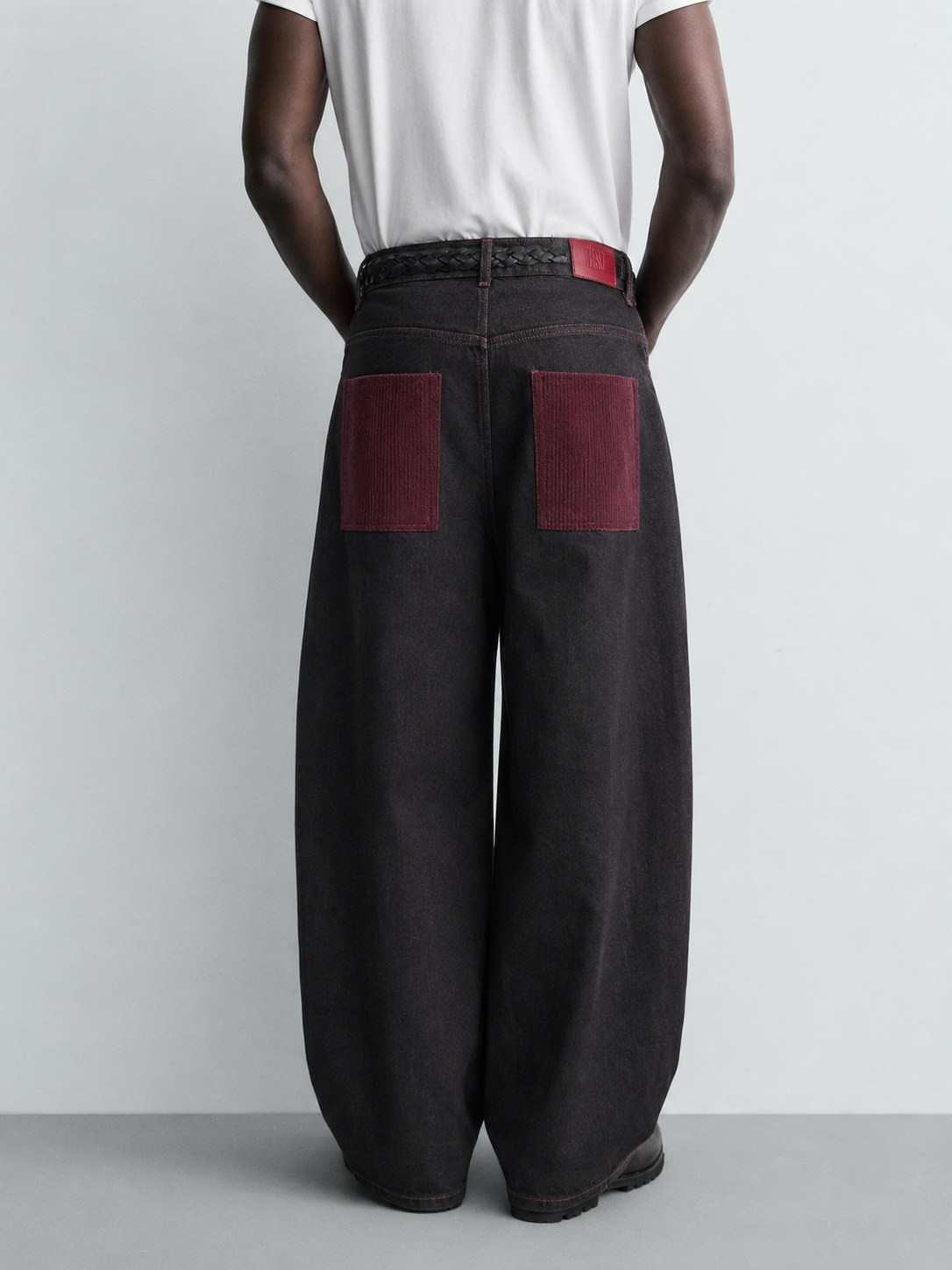 PSQ Denim Velvet modello